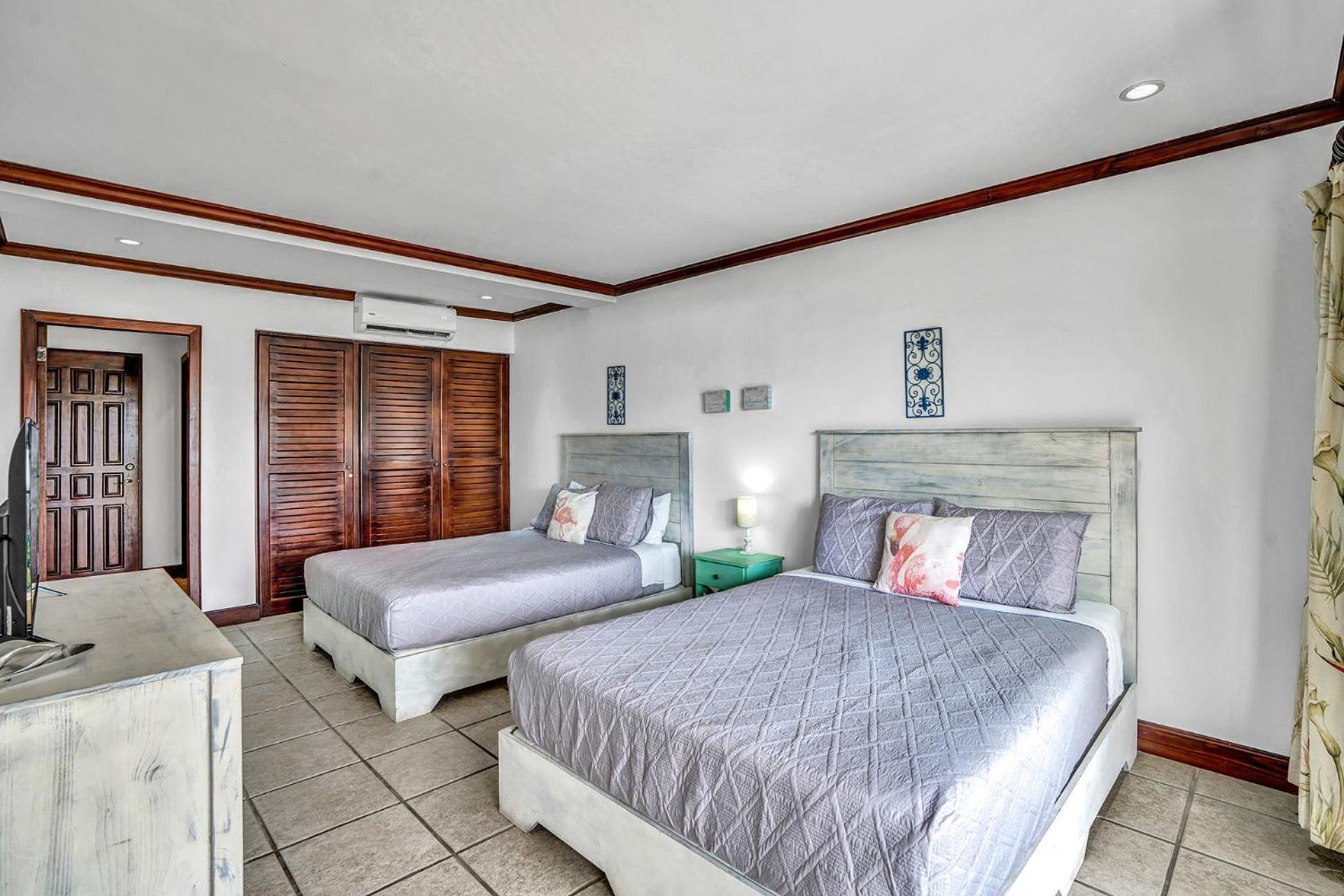 Newly Remodeled Unit In Flamingo With Sweeping Ocean Views From Big Terrace Βίλα Playa Flamingo Εξωτερικό φωτογραφία